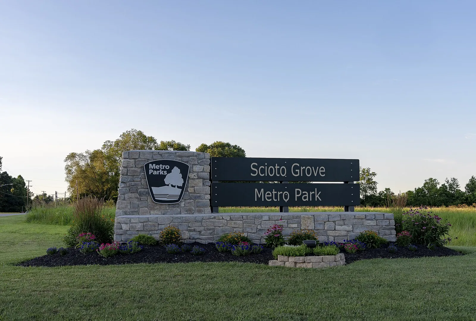 Scioto Grove Metro Park entrance, Grove City, Ohio